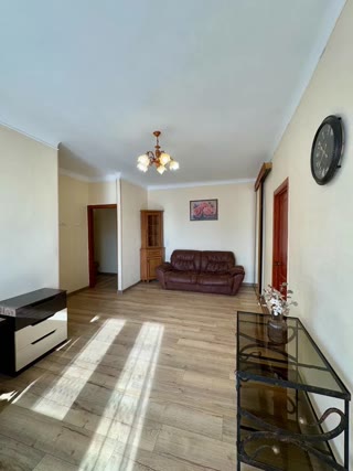 Продаж 2 кімнатної квартири, метро Голосіївська