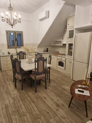 Квартира 65 м²
