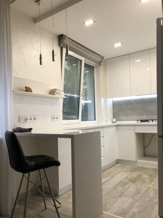 Продам 3-х кімнатну квартиру Салтовка, 656 м/р