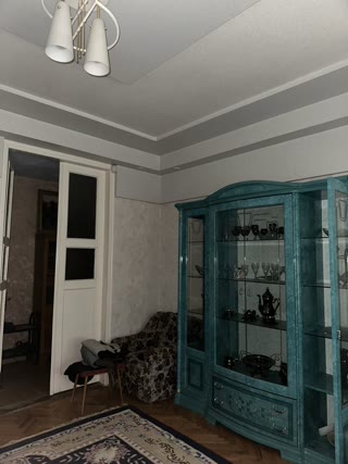 Продам 2к квартиру Защитников Украины