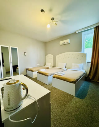 10+ room private house for rent in Isani