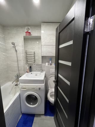 For Sale 1-room Apartment 23 Serpnya, Pavlove Pole