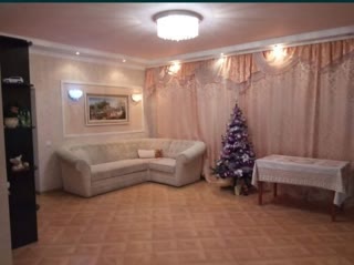 Просторий будинок 180 м² з подвір’ям та гаражем — ідеально для великої сім’ї або під інвестицію!