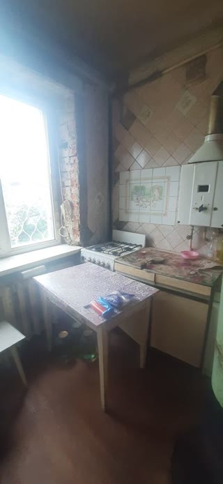 Продам 1к квартиру на Баварії під ремонт