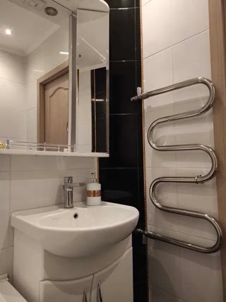 Продаж 1к квартири 32,7 м² з ремонтом на просп. Червоної калини, Троєщина