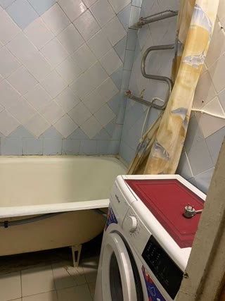 Продам 3к квартиру Салтовка, 524 мкр-н, м Героев Труда