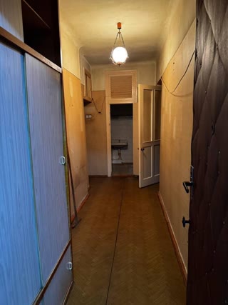 Продається 2к квартира 55.2 кв.м у Святошинському районі