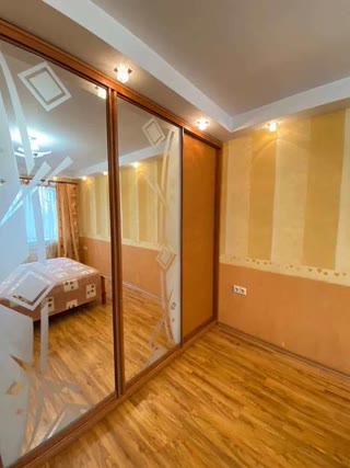 Продаж 3к квартири 68м2 Солом’янський район