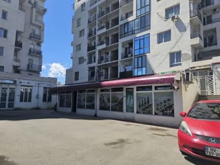 იყიდება სავაჭრო კომერციული ფართი