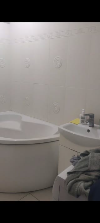Продам 2х кімнат. квартиру м.Армійська