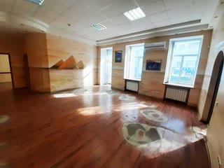 Продажа офиса 87м2 в Центре, Большая Житомирская