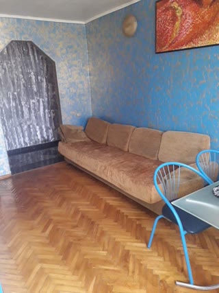 Продам двокімнатну Центр Андрющенка (Казармена)