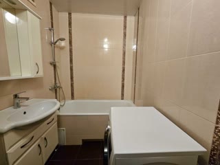Продаж 2к квартири, 58.4 кв.м., метро Харківська
