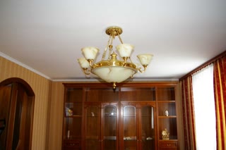 Продаж 2-кімнатної квартири на Позняках біля метро та ТРЦ Піраміда