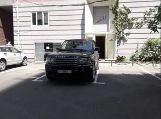 ქირავდება საოფისე კომერციული ფართი საბურთალოზე