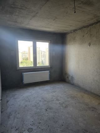 Продаж 1-кімнатної квартири на Троєщені