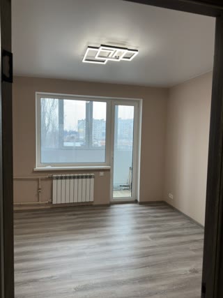 Продам 4-х кімнатну квартиру 626мкр-н, Салтовка