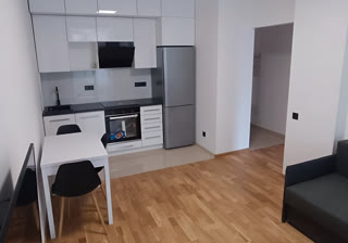 Продаж 1к квартири 39.5 кв. м на вул. Салютна, ЖК Файна Таун