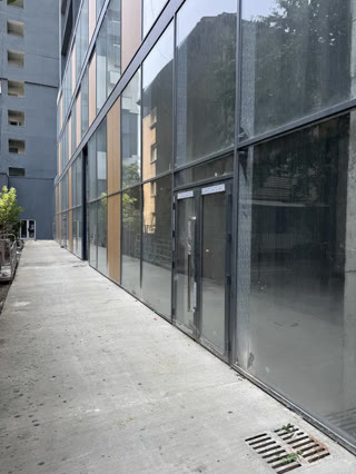 Universal commercial space for rent in Saburtalo