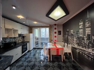 Продається 1к квартира, 59.4 кв.м., вул.Розумовського, метро Житомирська