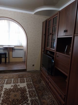 Продається квартира-студія з якісним євроремонтом та повним обладнанням, Основ’янський р-н, вул. Миколи Міхновського (вул. Ганни)
