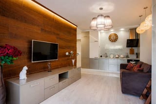 Sale of a 1-room apartment in the historic center of Kyiv near Glory Park and Arsenalna metro station