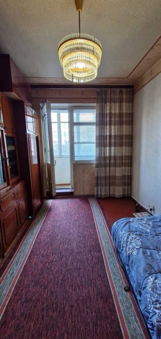 Продаж 2-кімнатну квартиру на Позняках біля метро Харківська