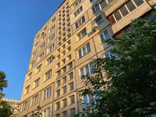 Продається 3-кімнатна квартира, метро Оболонь