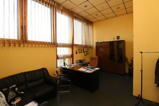 Маяковського. 422м.кв., ОПЕН-спейс, магазин, спортклуб, ресторан.