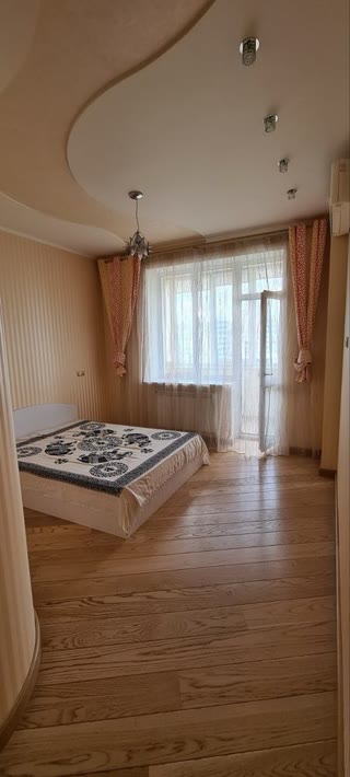 Продається 3к квартира 117 кв.м, Шевченківський
