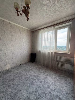Продам уютну 3-к квартиру, метро Холодна Гора-3 хвилини пішки