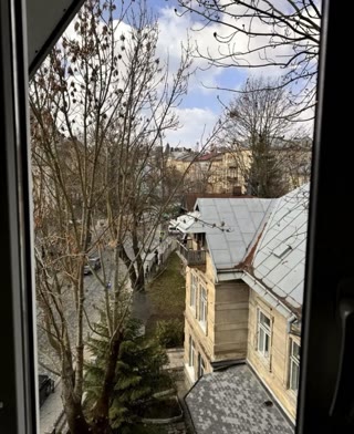 🏡 Продаж 4-кімнатної квартири у польському будинку по вулиці Котляревського