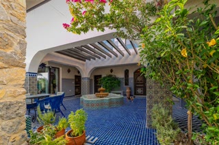 646 m² Villa