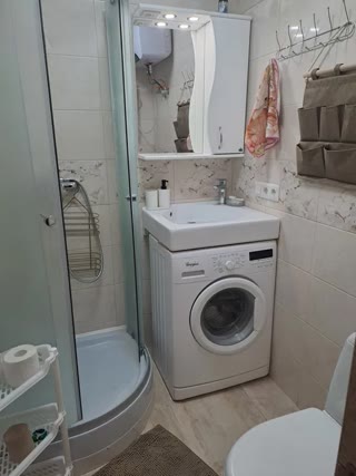Продаж 1-кімнатної квартири біля метро Видубичі