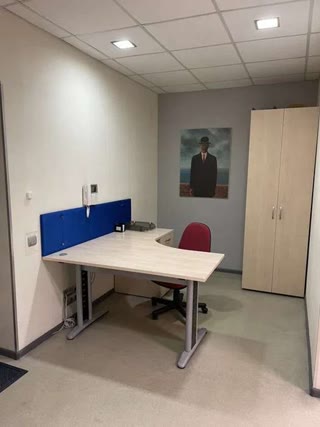 Office rental in a residential building, Sribnokilska St