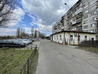 Продажа фасадного помещения 199 м2 с арендатором Харьковское шоссе