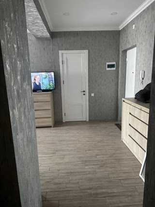 Продаётся 3-комнатная квартира в Тбилиси
