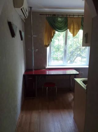 Продам свою 1 кв м. Холодна гора 5 мин. Мебель+техника