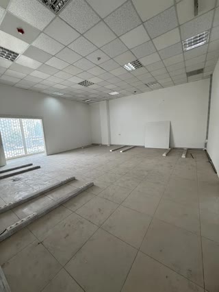 Сдается в аренду коммерческое здание в Диди Дигоми.