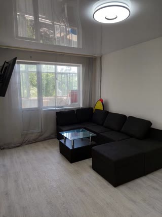 for sale apartment in the very center of Izyum