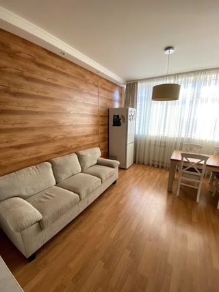 Продаж просторої 2к квартири 76м² Оболонський район