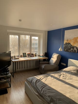 Sale of a 2-room apartment in the Center of Kyiv near Arsenalna metro