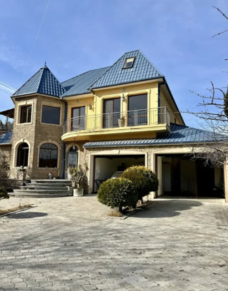 10+ room private house for rent in Tskneti