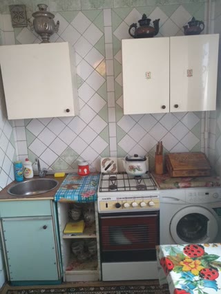 Продається 3-кімнатна квартира біля Аеропорту