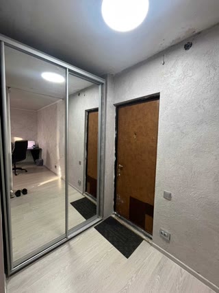 For Sale 1-room Apartment Industrial District, Horizon