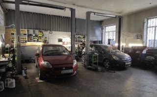 Продаж фасадної будівлі на вулиці Стеценко
