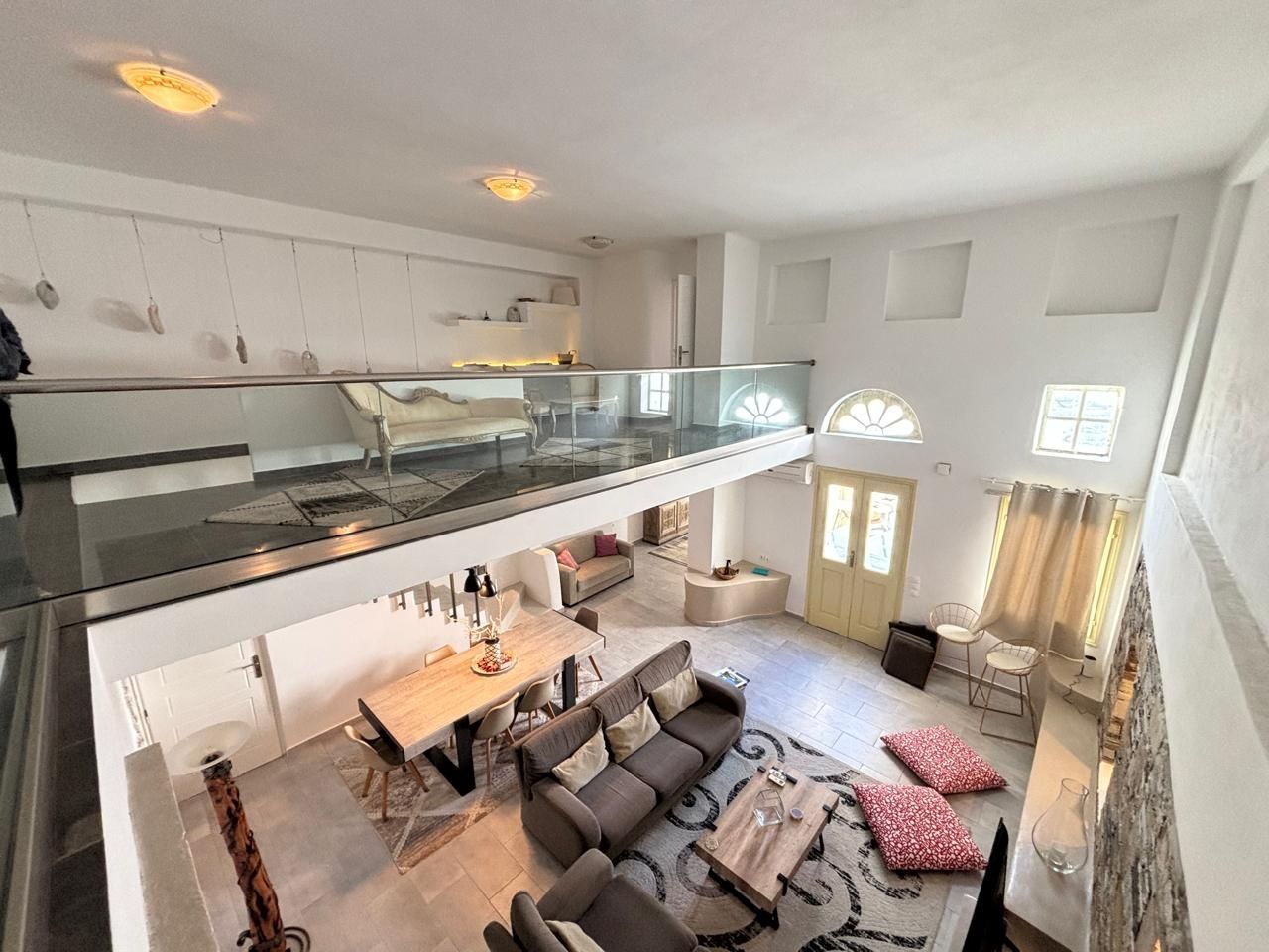 196 m² Maisonette