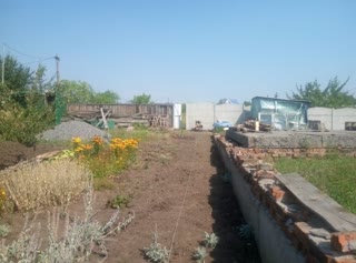 Land for construction in the settlement of Vysokyi with foundation
