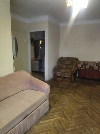 Продається 3-кімнатна квартира, метро Чернігівська, Дніпровський район