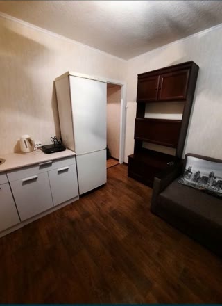 Продам гостинку на Индустриальном